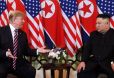 Chính sách 'ngoại giao một mình' của Trump khi họp thượng đỉnh với Kim Jong-un